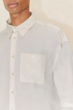 DRYKORN Oversize Hemd Mit Brusttasche Aus Lyocell-Baumwoll-Mix Off_white -Drykorn Geschäft 10 47 128001 47347 HARCON 1930 04 762ec73a9957f1d12ce302474722a506023591df 720x1080