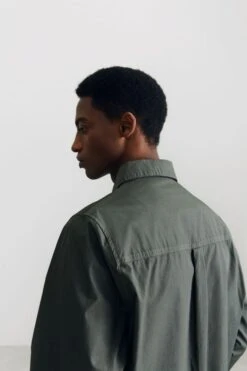 Relaxed Fit Tech Shirt Grün -Drykorn Geschäft 10 47 128102 47312 APSOL 2100 05 bb40d4d3763bb5da634559f24ac2b69c2015b688 720x1080