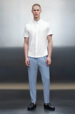 Kurzarmhemd Aus Baumwolle Weiß -Drykorn Geschäft 10 47 136169 47337 SPIN 6000 02 e021fb331bfba5b9d6f771b78511a6299ea6714d 720x1080