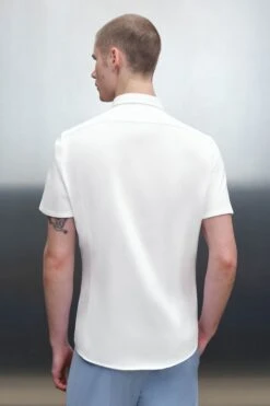 Kurzarmhemd Aus Baumwolle Weiß -Drykorn Geschäft 10 47 136169 47337 SPIN 6000 03 7d2930b58da36f1ebda927071e79bebe0b1511d3 720x1080