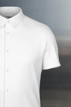 Kurzarmhemd Aus Baumwolle Weiß -Drykorn Geschäft 10 47 136169 47337 SPIN 6000 09 709e32a66278868ee0f6245f46df72590a21c6e1 720x1080