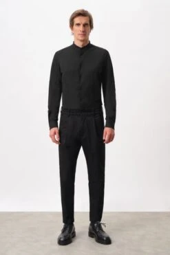 Slim Fit Hemd In Elastischer Baumwolle Schwarz -Drykorn Geschäft 10 47 136169 47352 TIO 1000 02 debe558403e10d28ad55c7436e2e8676acd29217 720x1080