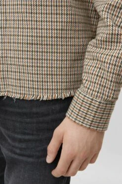 Cozy Flanell Overshirt Braun -Drykorn Geschäft 10 47 138136 47267 PHASMO 1812 04 d4631b7dfbc277010c9af9ceae8ee03b89fa1f26 720x1080