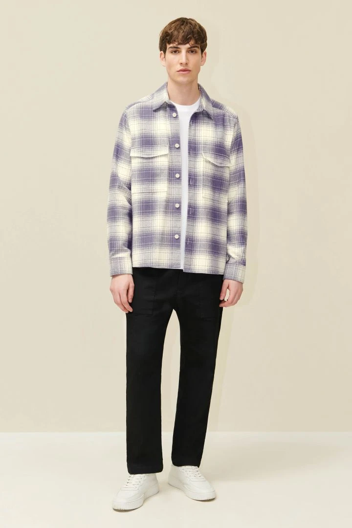 DRYKORN Relaxed Fit Overshirt Aus Robuster Baumwolle Lila 4 DRYKORN Relaxed Fit Overshirt Aus Robuster Baumwolle Lila - Image 2