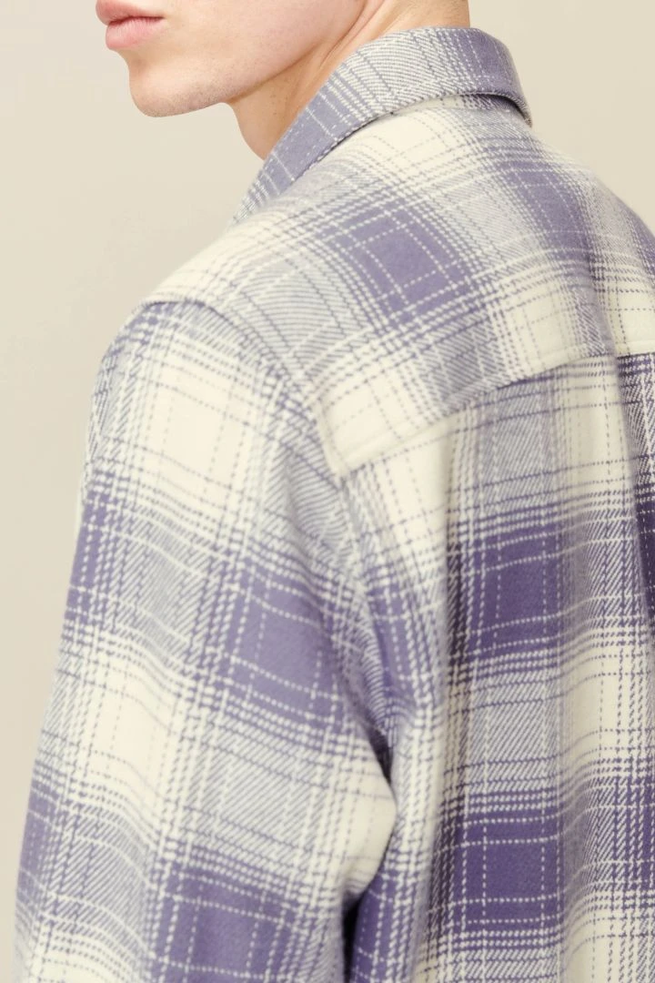 DRYKORN Relaxed Fit Overshirt Aus Robuster Baumwolle Lila 6 DRYKORN Relaxed Fit Overshirt Aus Robuster Baumwolle Lila - Image 4
