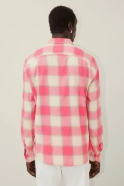 DRYKORN Relaxed Fit Shirt Mit Karomuster Rosa -Drykorn Geschäft 10 47 148067 47279 LAREMTO 5602 03 a3f624926387562d3097a399c612e2b93ac47d4b 720x1080