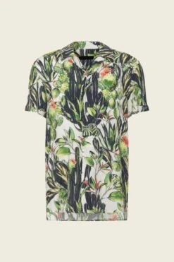 DRYKORN Kurzarmhemd Mit Camp Collar Und Floralem All-Over-Print Grün -Drykorn Geschäft 10 47 152158 47217 BIJAN 2601 07 2de10ffd0217e60232a2d291d28b71410274acde 720x1080