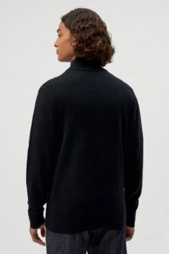 Softe Basic Zip-Jacke Schwarz -Drykorn Geschäft 10 48 420001 48726 ANTONIO 1000 03 d6398881e06eff29af693c042f5654fc777a2c33 720x1080