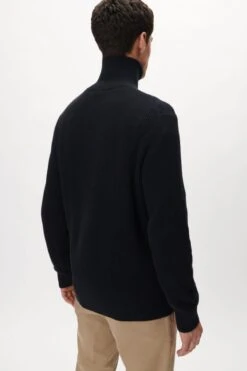 Zip Troyer In Kaschmirmix Schwarz -Drykorn Geschäft 10 48 420001 48783 MANUELO 1000 03 076390f434d9a83b3bf72ce12280adbbc563e910 720x1080