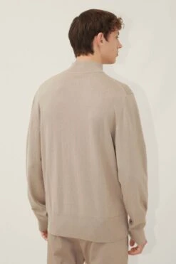 Stehkragen Pullover Braun -Drykorn Geschäft 10 48 420001 48840 LUUK 1705 03 38edae89162c377503e00e3694bd778ca838c44f 720x1080