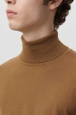 Rollkragenpullover In Merinowolle Braun -Drykorn Geschäft 10 48 420002 48363 JOEY 1206 04 1dca820f08561b6d689506e4860fc05e006bd857 720x1080