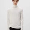 DRYKORN Rollkragenpullover In Merinowolle Off_white -Drykorn Geschäft 10 48 420002 48363 JOEY 1910 01 c950f810bb481ec40261baebf61f31e93112f761 720x1080