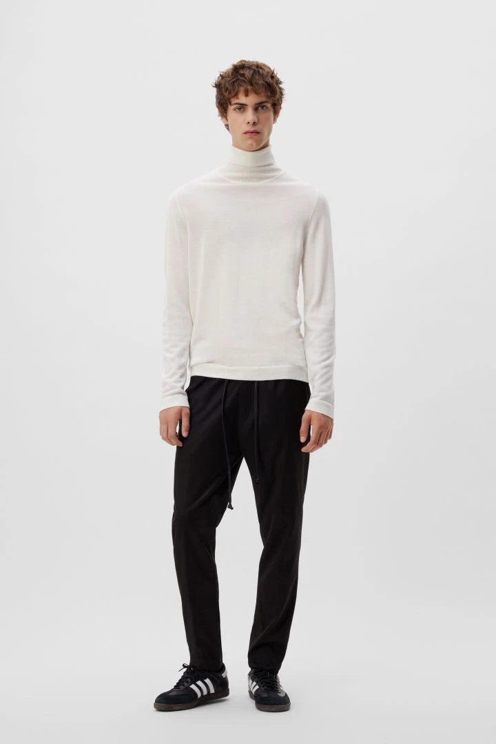 DRYKORN Rollkragenpullover In Merinowolle Off_white 4 DRYKORN Rollkragenpullover In Merinowolle Off_white - Image 2