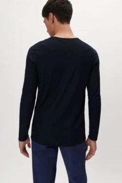 Pullover Mit Rollenden Kanten Aus Feiner Merinowolle Blau -Drykorn Geschäft 10 48 420003 48625 RIK 3100 03 f61237c65ab382671e85fd65cf65c45d7a224889 720x1080