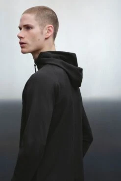 Drynamic Ziphoodie Schwarz -Drykorn Geschäft 10 48 420025 48740 AIMO 1000 05 e842a3f2677d204b02f90d115501391ac5792ac1 720x1080