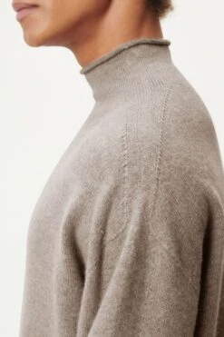 DRYKORN Oversized Rollkragenpullover In Schurwolle Braun -Drykorn Geschäft 10 48 420041 48782 NOLAN 1720 05 f90bfbf7f07690e3534effa4f0c16270f09e4763 720x1080