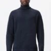 DRYKORN Rollkragenpullover In Baumwoll-Mix Blau -Drykorn Geschäft 10 48 420122 48778 MASON 3000 01 7a879d350c932f8b970f4b4b095319695d4d8289 720x1080