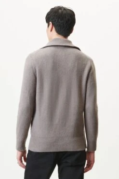 DRYKORN Gerippter Half-Zip Pullover In Baumwoll-Mix Grau -Drykorn Geschäft 10 48 420122 48783 MANUELO 6402 03 dcda85721742453260dd4aa7efffcd43359647ba 720x1080