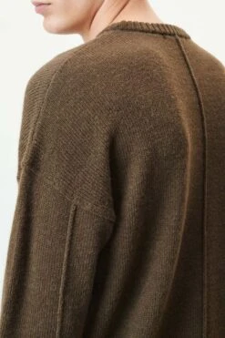 DRYKORN Rundhalspullover In Alpaka-Woll-Mix Braun -Drykorn Geschäft 10 48 422001 48863 MALIO 1108 04 b5fc8f0ba65d3a01d276914d6309fb4f244cb82b 720x1080