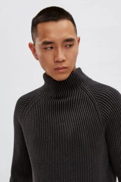 Rib-Turtle In Baumwolle Grau -Drykorn Geschäft 10 48 425037 48730 ARVID 6200 04 a71379ceab69f6a7e3d5cd8f0c1fa31ce69a5bbc 720x1080