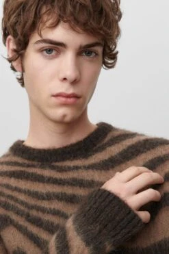 Pullover In Woll-Alpaka-Mix Braun -Drykorn Geschäft 10 48 425077 48794 FREDDY 1202 04 4135be5148cc000e36026282d58d0dc1ba8d38e0 720x1080