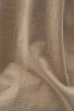 DRYKORN Longsleeve In Gewaschener Optik Braun -Drykorn Geschäft 10 49 520005 49217 NOVAK 1705 05 60ef00eff8abfa751c8bc9fb5585bd4f65c05bec 720x1080