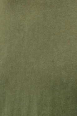 DRYKORN Longsleeve In Gewaschener Optik Grün -Drykorn Geschäft 10 49 520005 49217 NOVAK 2100 05 d8a2b2a7fef2bec733a854fd41ea1c24778b1551 720x1080