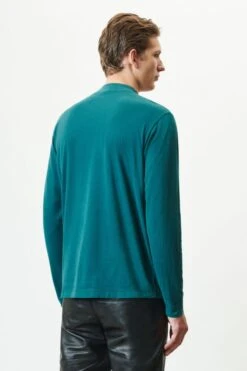 DRYKORN Sweatshirt Mit Stehkragen In Gewaschener Optik Grün 8 DRYKORN Sweatshirt Mit Stehkragen In Gewaschener Optik Grün -Drykorn Geschäft 10 49 520005 49266 MORITZO 2205 03 5ac4ee3cfb9a7e1e9dffe6d869bb54919c0a047d 720x1080