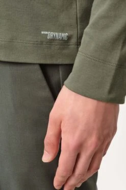 Longsleeve Mit Stehkragen In Baumwolle Grün -Drykorn Geschäft 10 49 520081 49004 MORITZ 2100 04 6493efff3939273a4f6adf58ce5e6151b5e7baed 720x1080