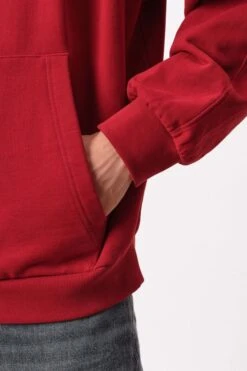 DRYKORN Oversized Hoodie Mit Rippbündchen In Baumwolle Rot -Drykorn Geschäft 10 49 522117 49238 NEKOLO 5200 04 c88d13fb2dc7191f963ffbac7e05b293a63ad722 720x1080