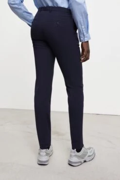 Konfektionierte Businesshose Blau -Drykorn Geschäft 888 40 113000 40426 TYLD 30 03 1171e9cadd685c29b6f4ec95f93a368d6b527d0b 720x1080