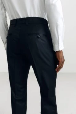 DRYKORN Smoking Hose In Hochwertigem Wollserge Schwarz -Drykorn Geschäft 888 40 190002 40510 QUINTEN S 1000 04 bf609869c00c9e703d03d1b30895086eb11f2ece 720x1080