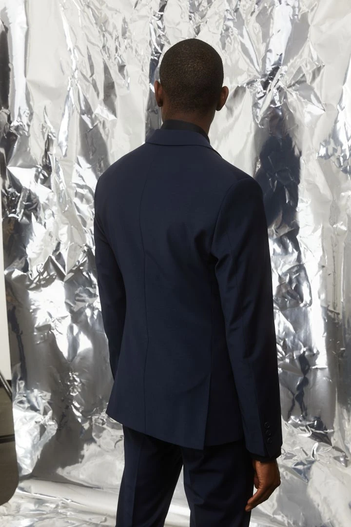 Elegantes Smoking-Sakko In Skinny Fit Mit Satin-Revers Blau 5 Elegantes Smoking-Sakko In Skinny Fit Mit Satin-Revers Blau - Image 3