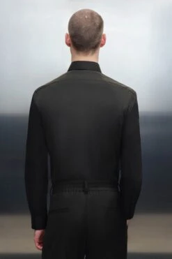 Klassisches Slim Fit Hemd Mit Kentkragen Schwarz -Drykorn Geschäft 888 47 124126 47342 LUTO 1000 03 4a43786019235c960866f30892d3885080ed3ddd 720x1080