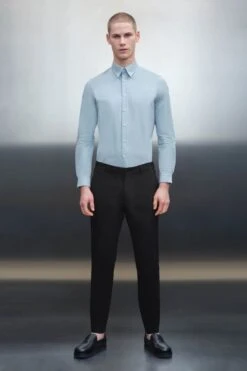 Klassisches Tight Fit Hemd Aus Elastischem Jersesy Blau -Drykorn Geschäft 888 47 136169 47268 ZED 3803 02 f193b563b286cdc86a17d5b26bc8b1d1244471b8 720x1080